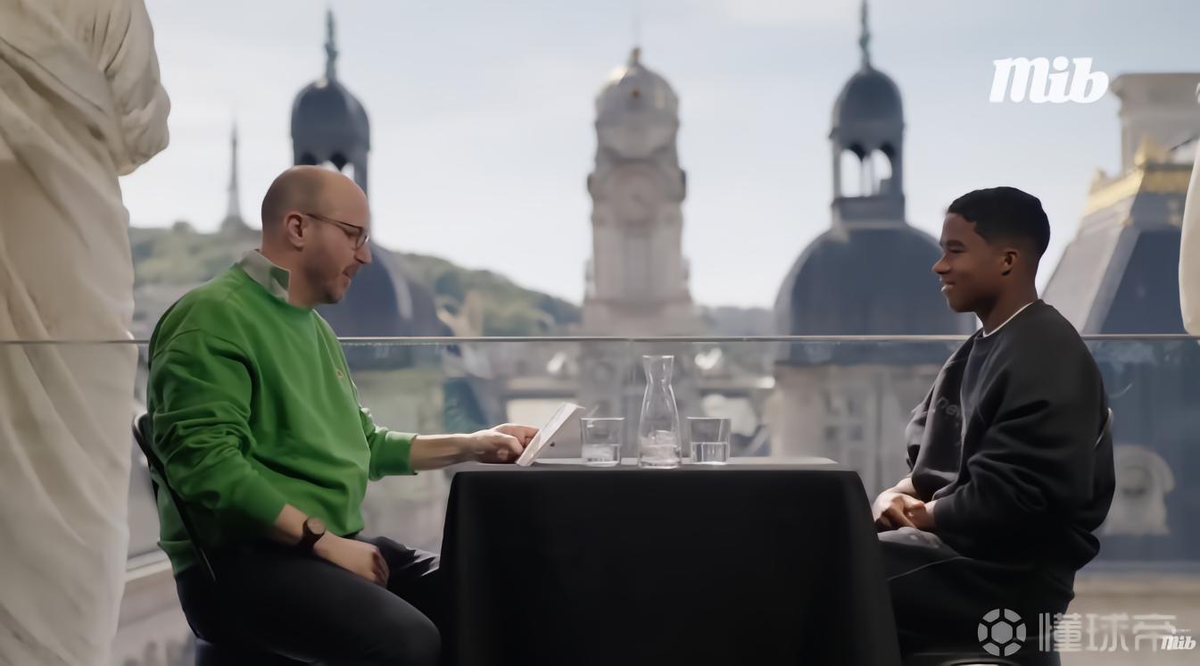 恩德里克:15岁成名真的很不可思议;我的足球偶像一直是C罗
